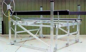 cantilever boat lift