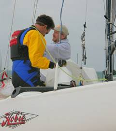 Photo Rigging a Hobie - Midwest Sailing